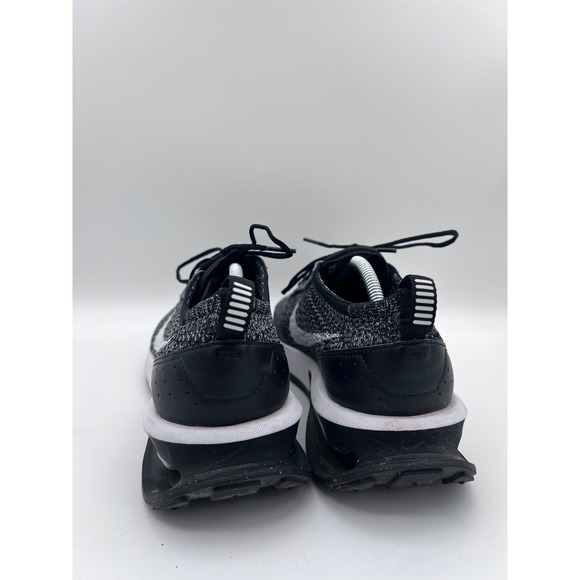 Athletic_Shoes